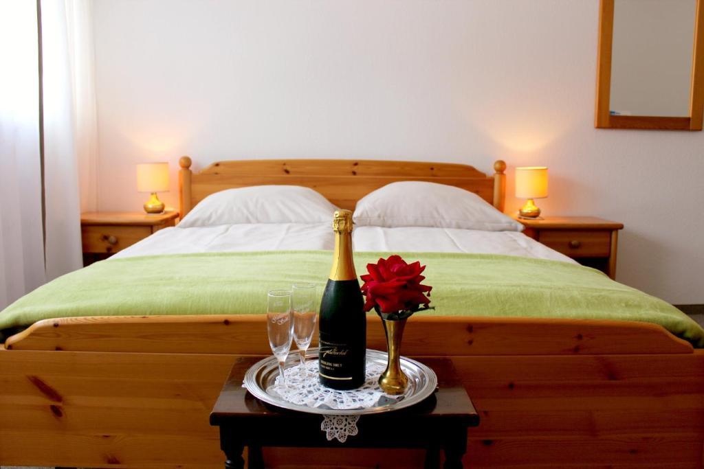 Gasthaus Zur Linde Hotel Glottertal Quarto foto