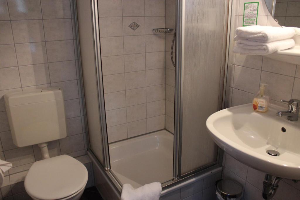 Gasthaus Zur Linde Hotel Glottertal Quarto foto